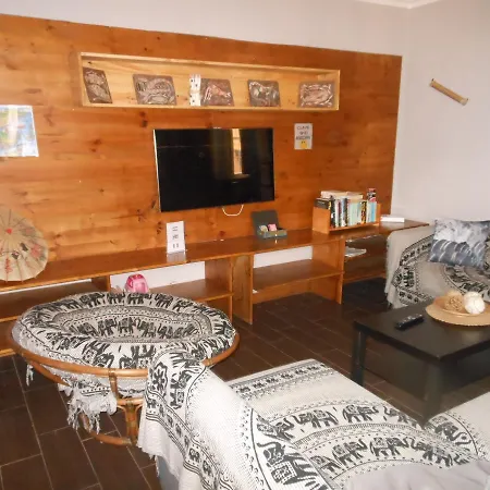Villa Riki - Bed & Breakfast Bed & Breakfast 2*