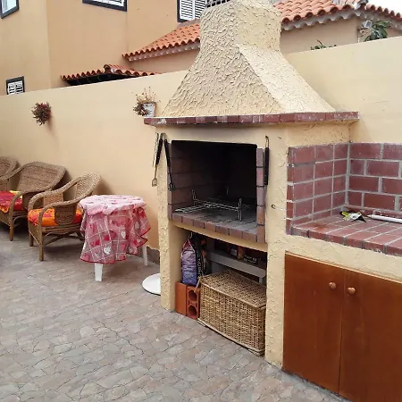 Villa Riki - Bed & Breakfast Frühstückspension Arona (Tenerife)